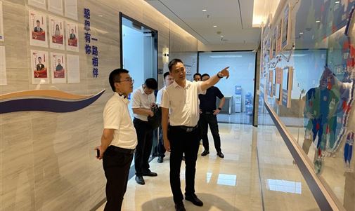 【重要新闻】聚势同行，携手共进。中车株洲所机电科技公司到访k8凯发一触即发能源交流考察。